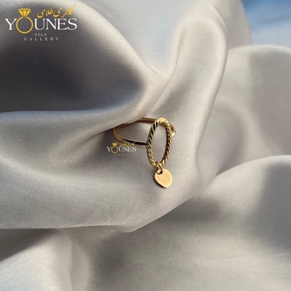 انگشتر بیضی آویز دار طلا
